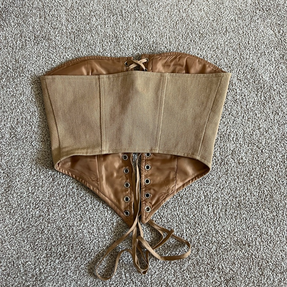 Lioness EAST GATE CORSET - Picture 5 of 5